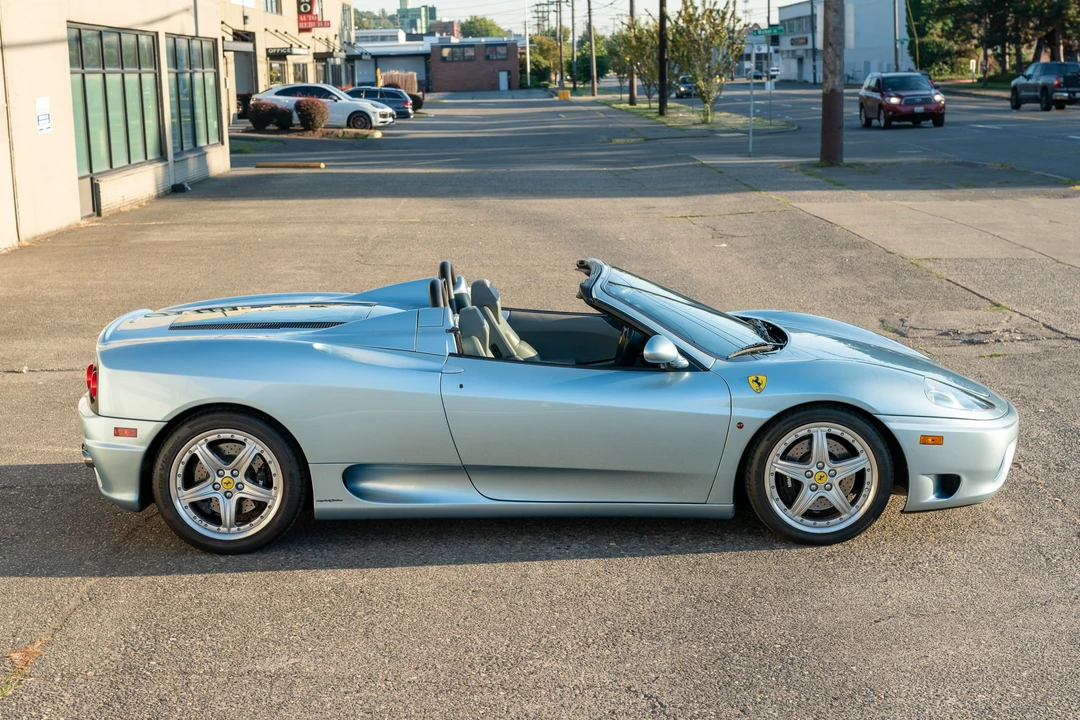 2001 Ferrari 360 Spider - Image 7 of 31