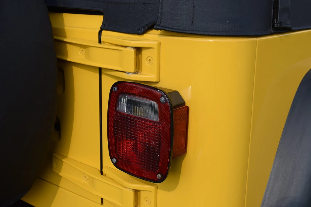 2001 Jeep TJ Wrangler - Image 20 of 31