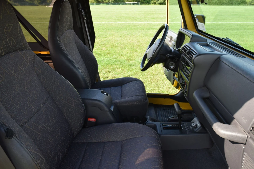 2001 Jeep TJ Wrangler - Image 25 of 31