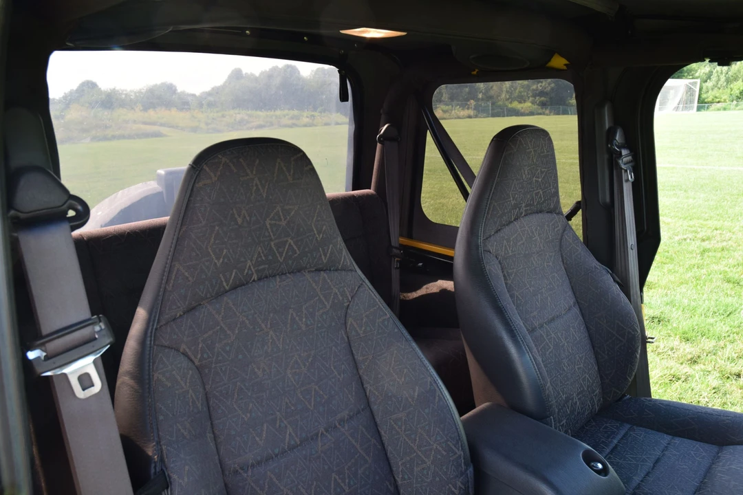 2001 Jeep TJ Wrangler - Image 24 of 31