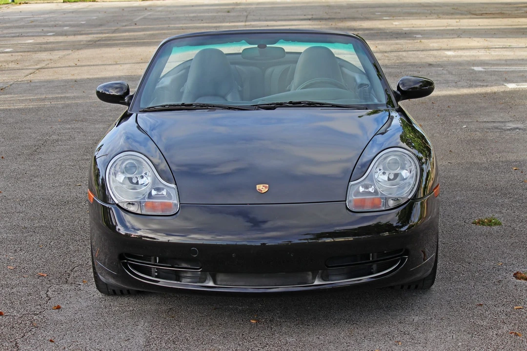2001 Porsche 996 Carrera - Image 28 of 31