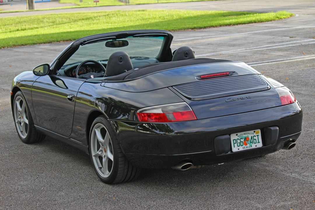 2001 Porsche 996 Carrera - Image 20 of 31