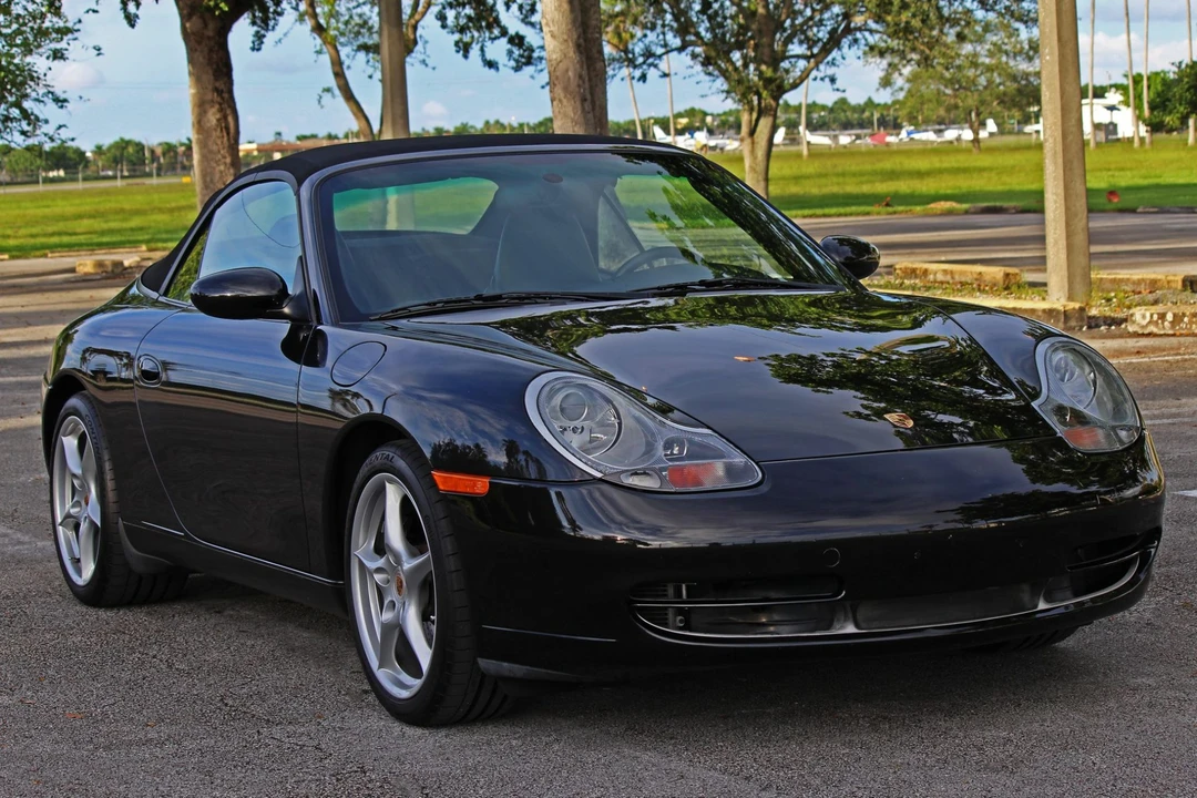 2001 Porsche 996 Carrera - Image 19 of 31