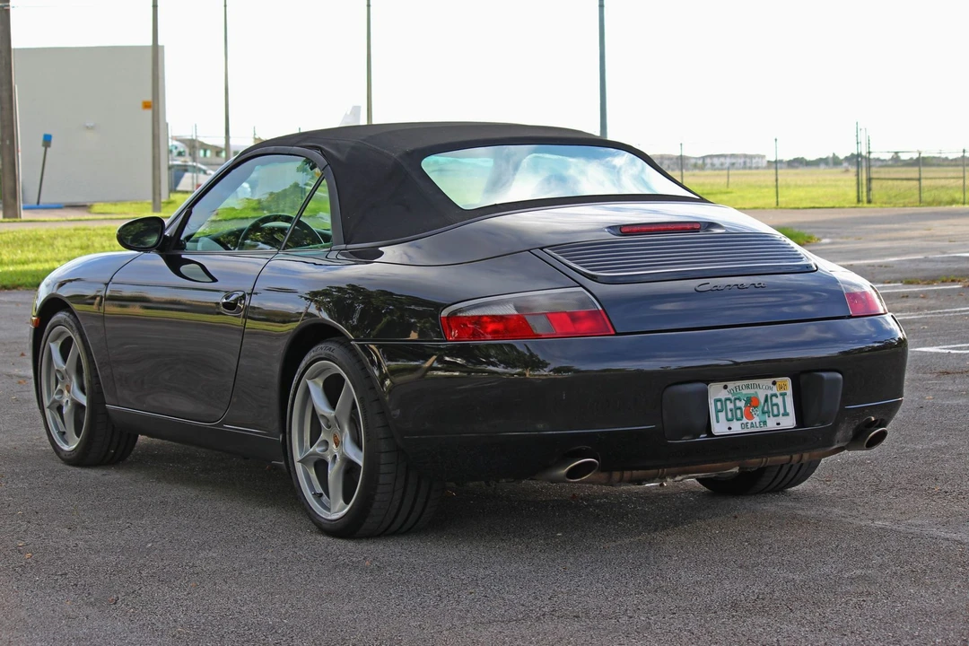 2001 Porsche 996 Carrera - Image 15 of 31