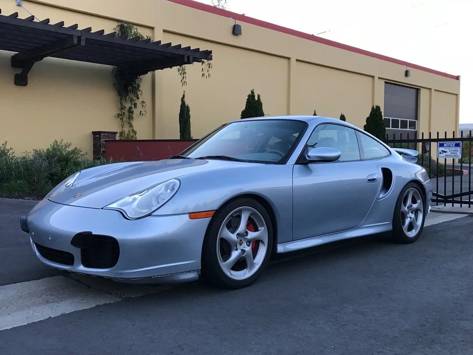 2001 Porsche 996 Turbo - Image 10 of 31