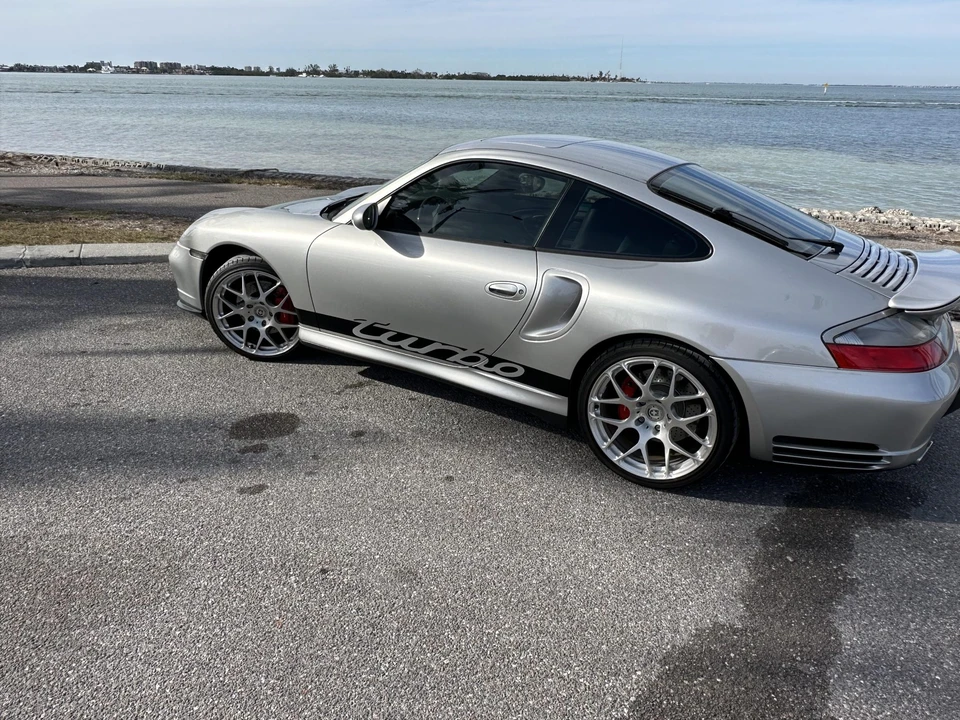 2001 Porsche 996 Turbo - Image 14 of 31