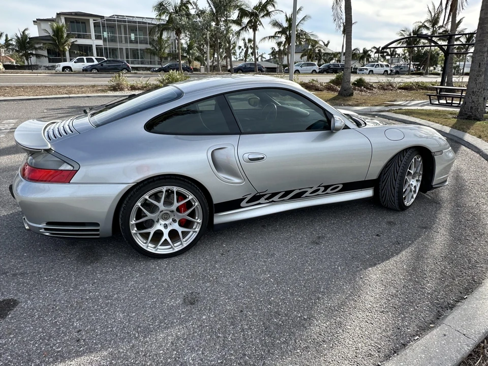2001 Porsche 996 Turbo - Image 7 of 31