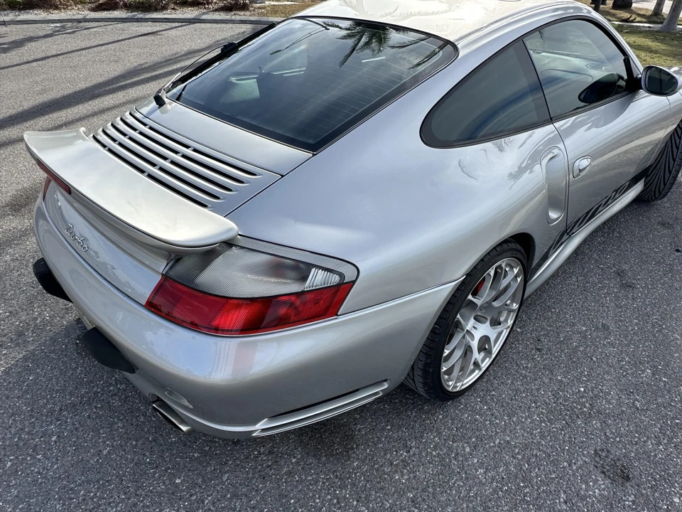 2001 Porsche 996 Turbo - Image 24 of 31