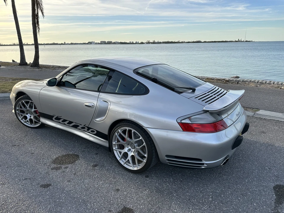 2001 Porsche 996 Turbo - Image 13 of 31
