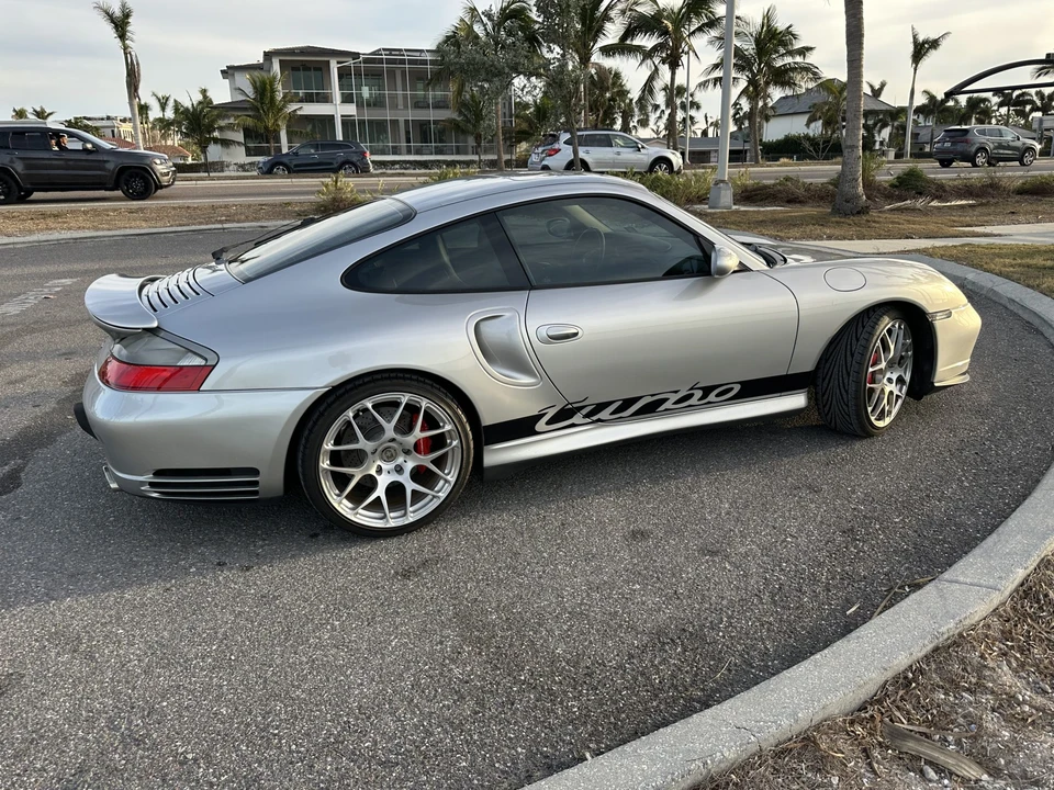 2001 Porsche 996 Turbo - Image 8 of 31