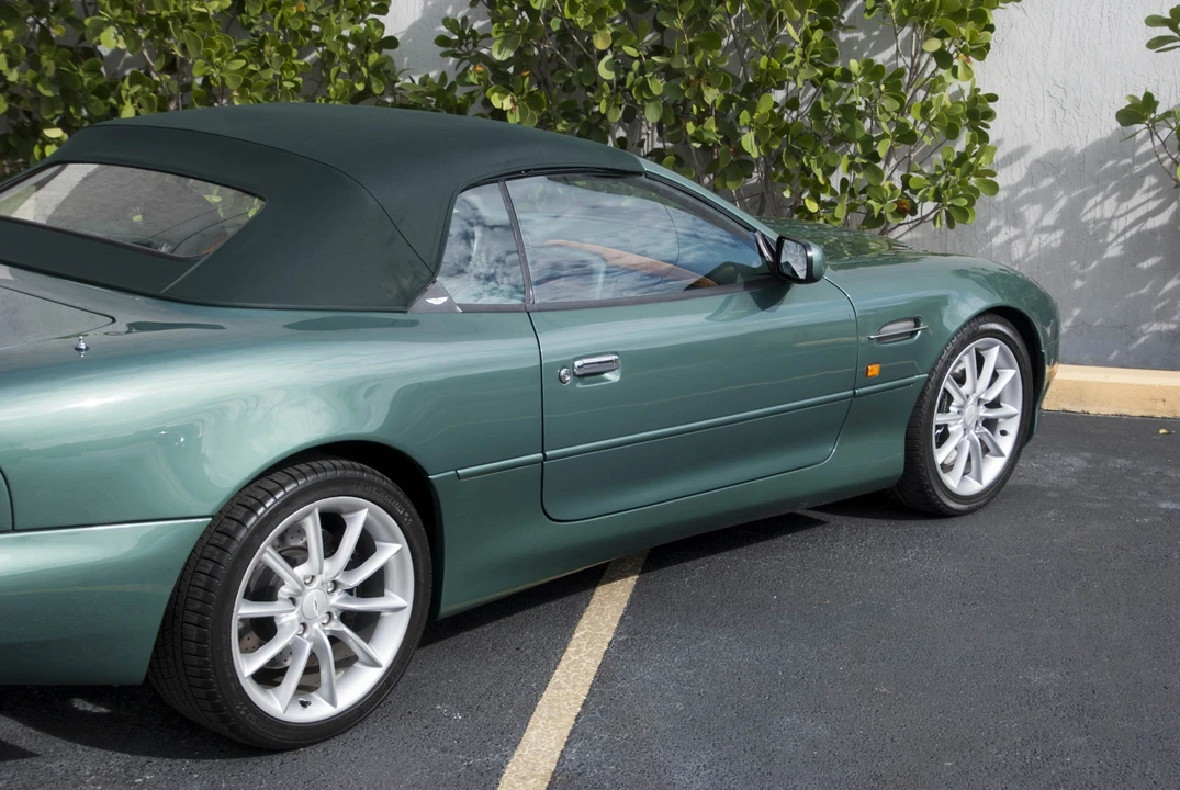 2002 Aston Martin DB7 Vantage - Image 25 of 31