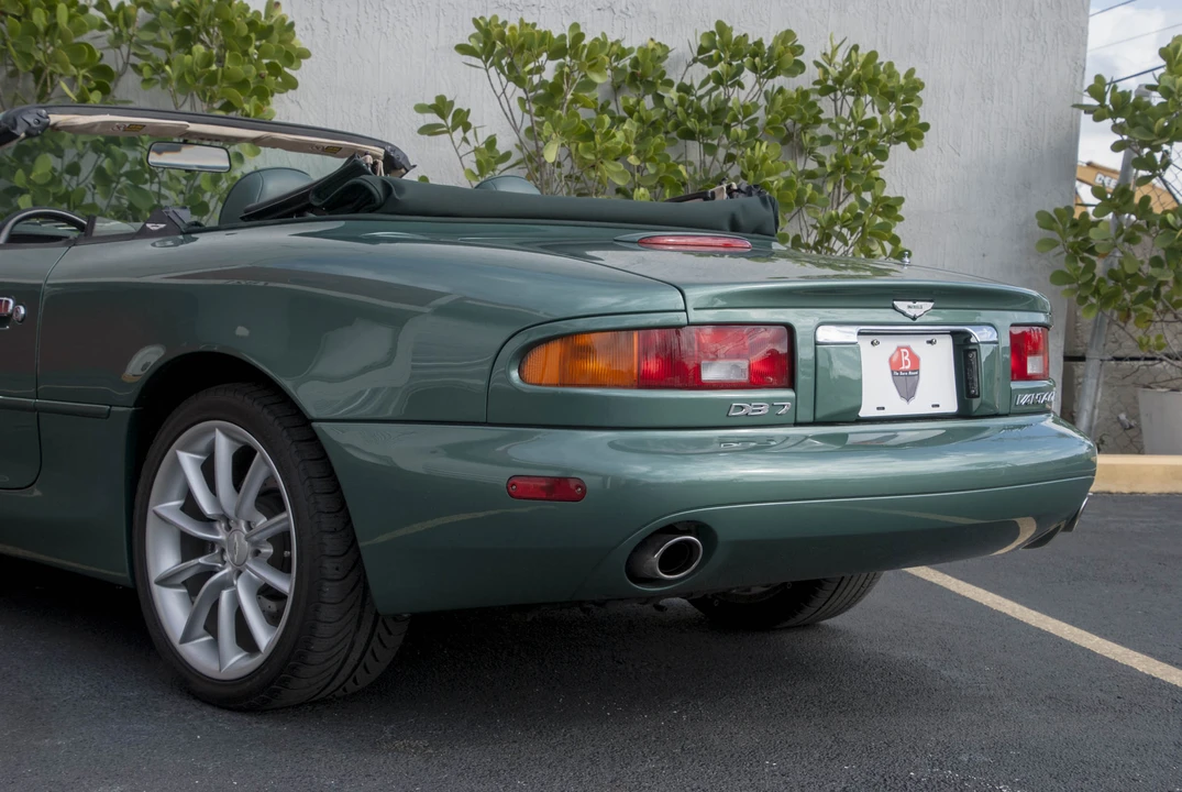 2002 Aston Martin DB7 Vantage - Image 18 of 31