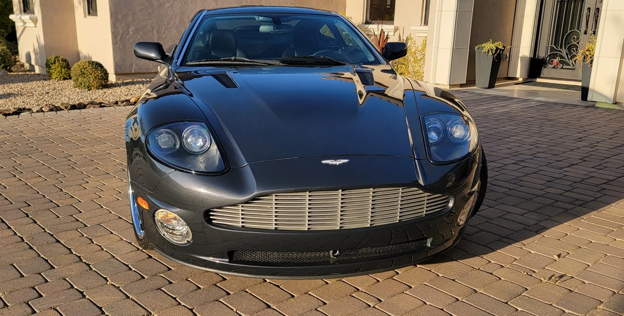 2002 Aston Martin Vanquish 1st Gen - Image 30 of 31