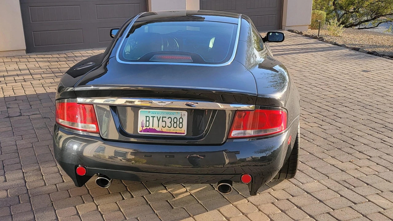 2002 Aston Martin Vanquish 1st Gen - Image 12 of 31