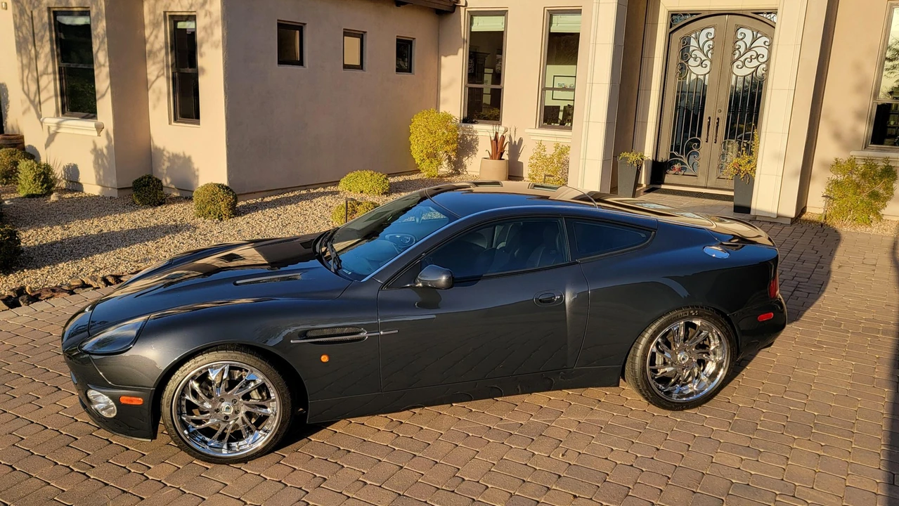 2002 Aston Martin Vanquish 1st Gen - Image 10 of 31