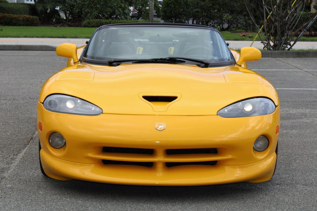 2002 Dodge Viper 2nd Gen - Image 9 of 31