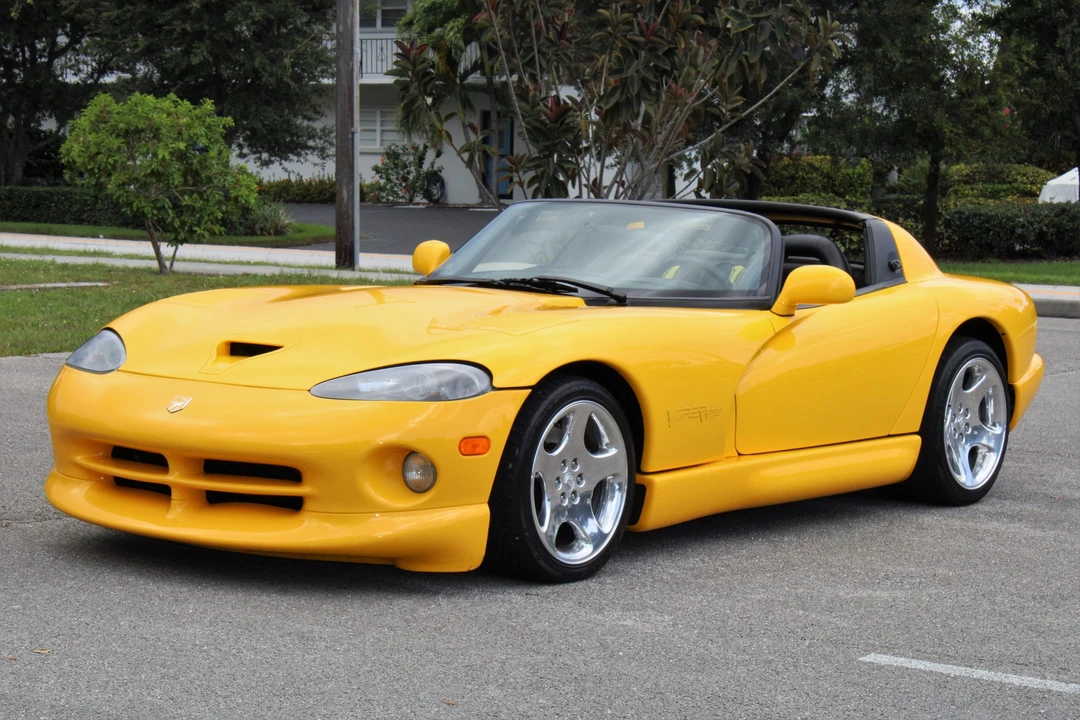 2002 Dodge Viper 2nd Gen - Image 2 of 31