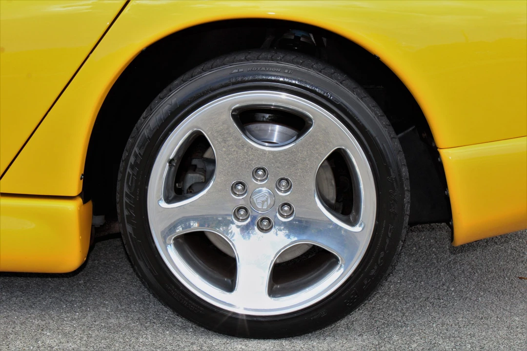 2002 Dodge Viper 2nd Gen - Image 14 of 31