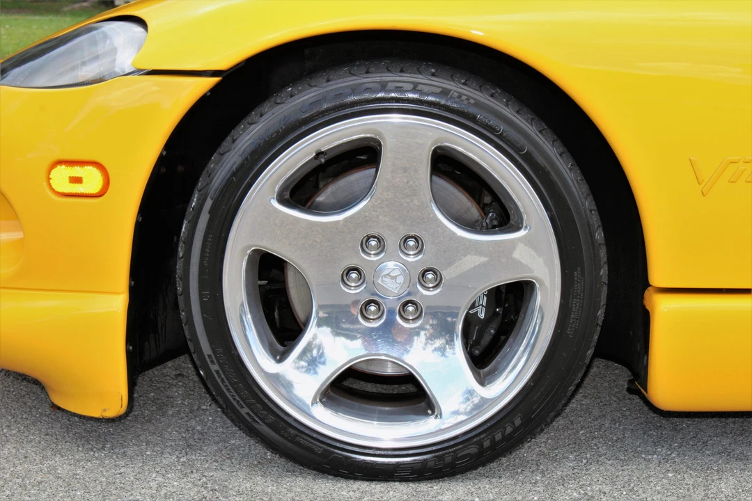 2002 Dodge Viper 2nd Gen - Image 13 of 31