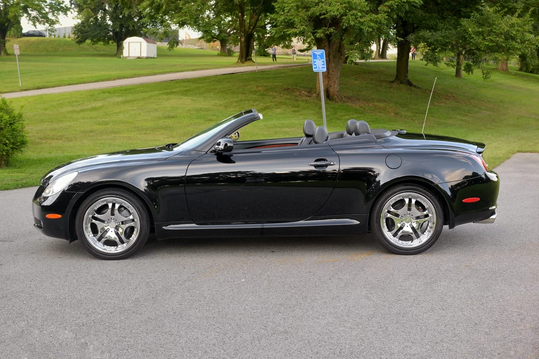 2002 Lexus SC430 - Image 19 of 31