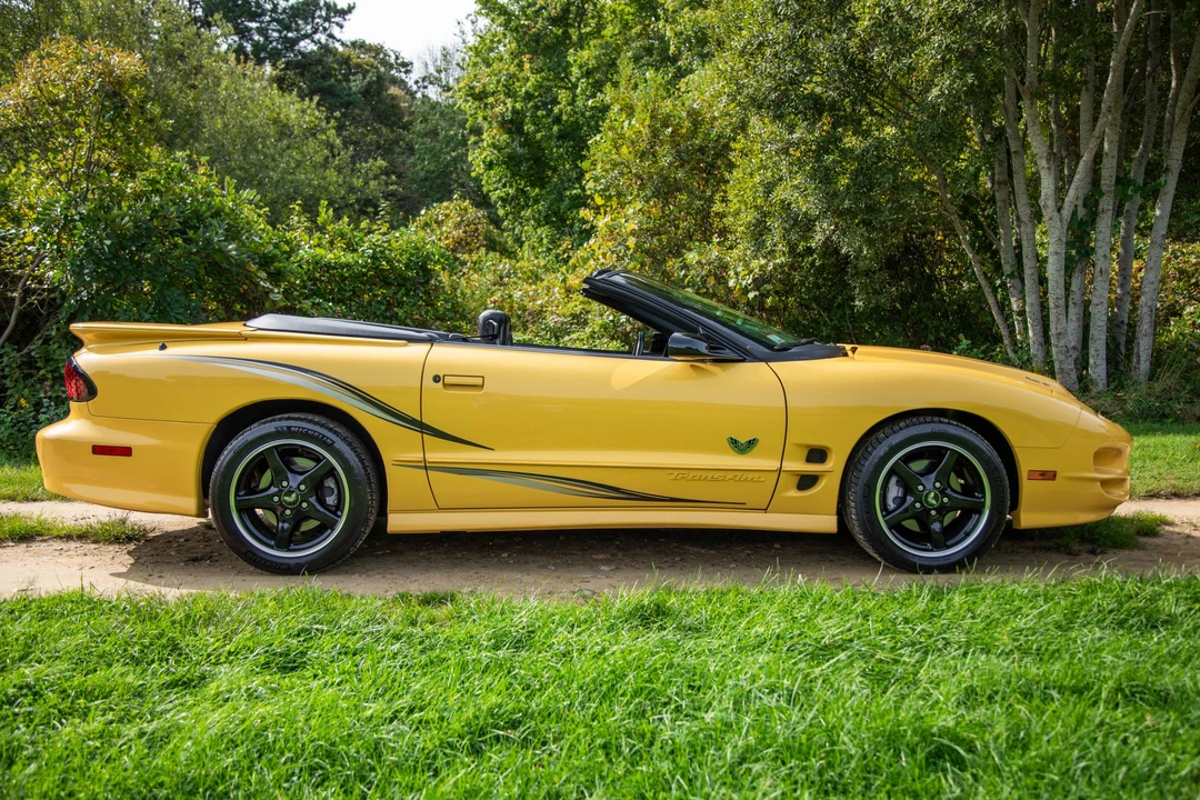 2002 Pontiac Firebird Trans Am 4th Gen - Image 4 of 31
