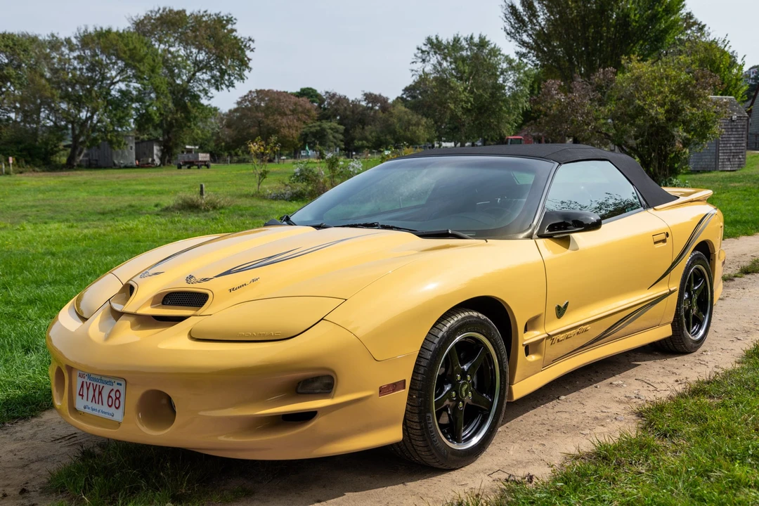 2002 Pontiac Firebird Trans Am 4th Gen - Image 9 of 31