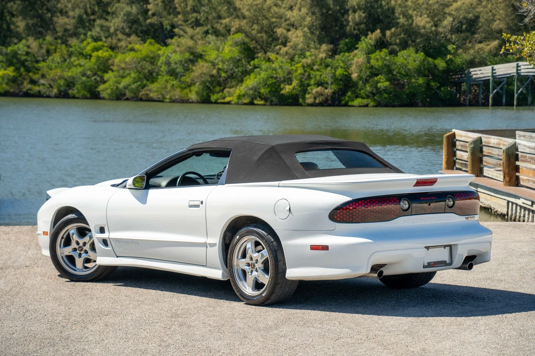 2002 Pontiac Firebird Trans Am 4th Gen - Image 23 of 31