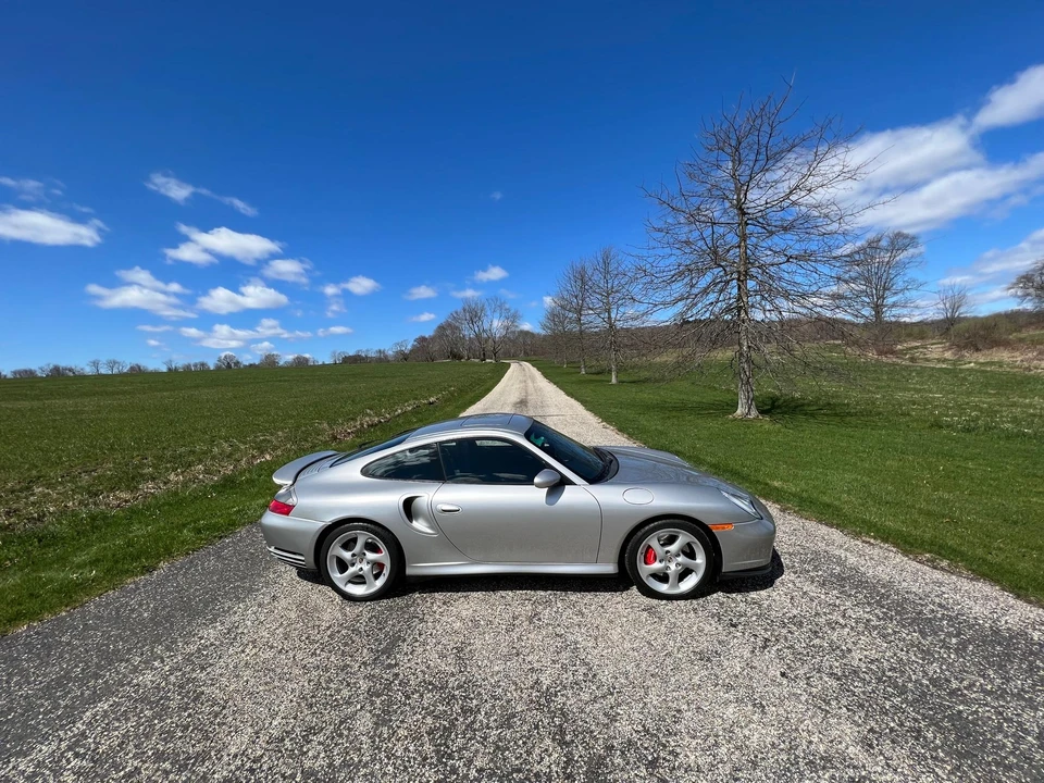2002 Porsche 996 Turbo - Image 28 of 31