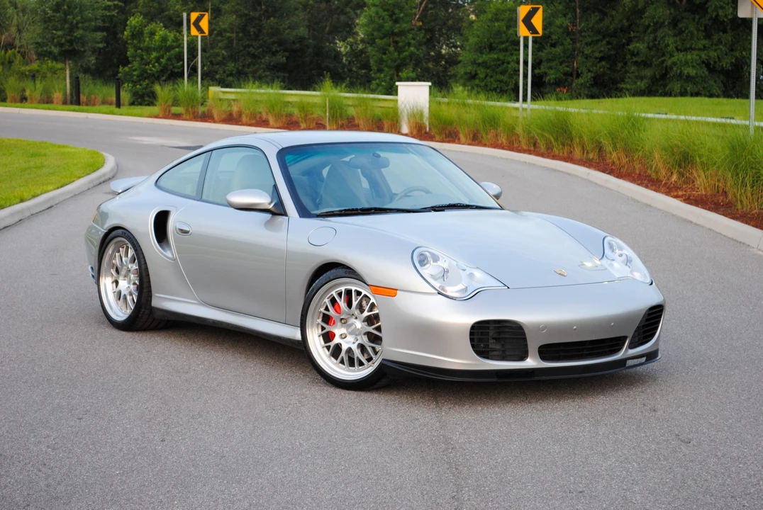 2002 Porsche 996 Turbo - Image 6 of 31