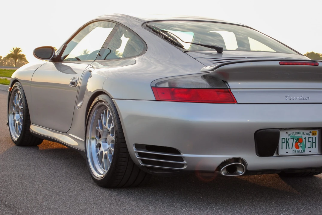 2002 Porsche 996 Turbo - Image 15 of 31