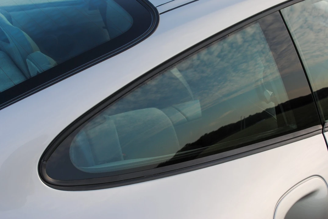 2002 Porsche 996 Turbo - Image 24 of 31