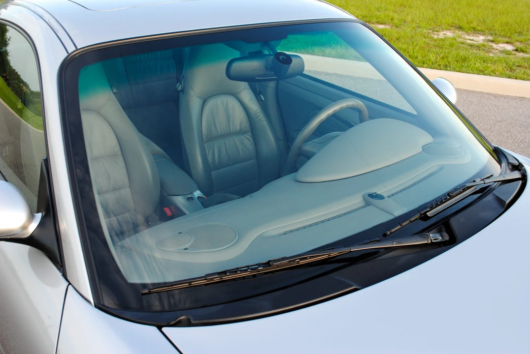 2002 Porsche 996 Turbo - Image 30 of 31