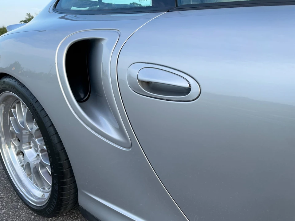 2002 Porsche 996 Turbo - Image 26 of 31