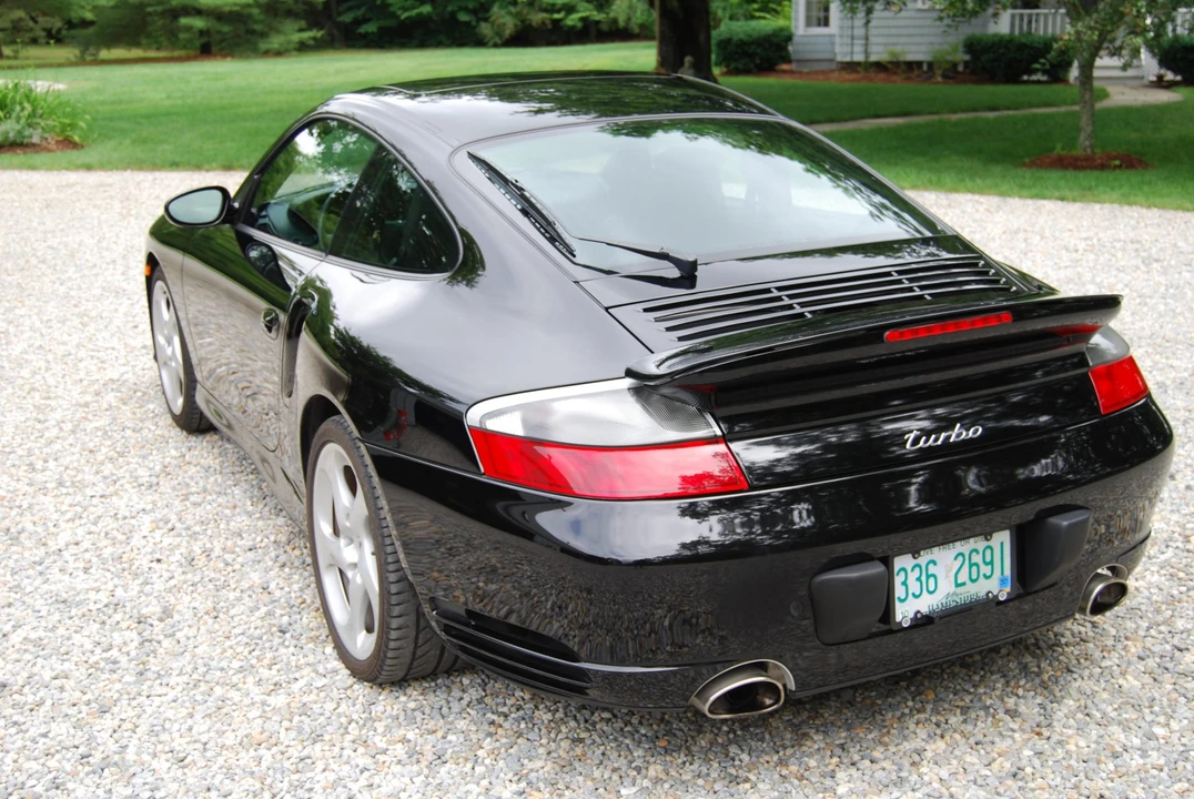 2002 Porsche 996 Turbo - Image 11 of 31