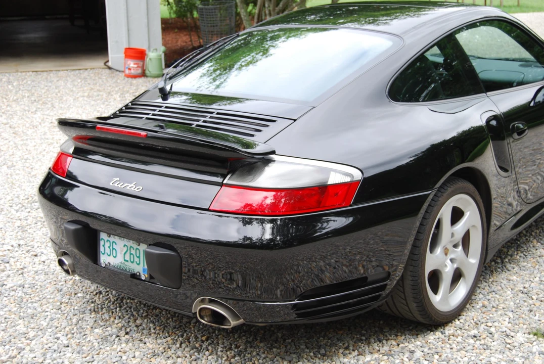 2002 Porsche 996 Turbo - Image 8 of 31