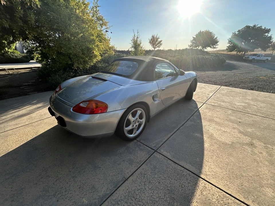 2002 Porsche 986 Boxster S - Image 14 of 31