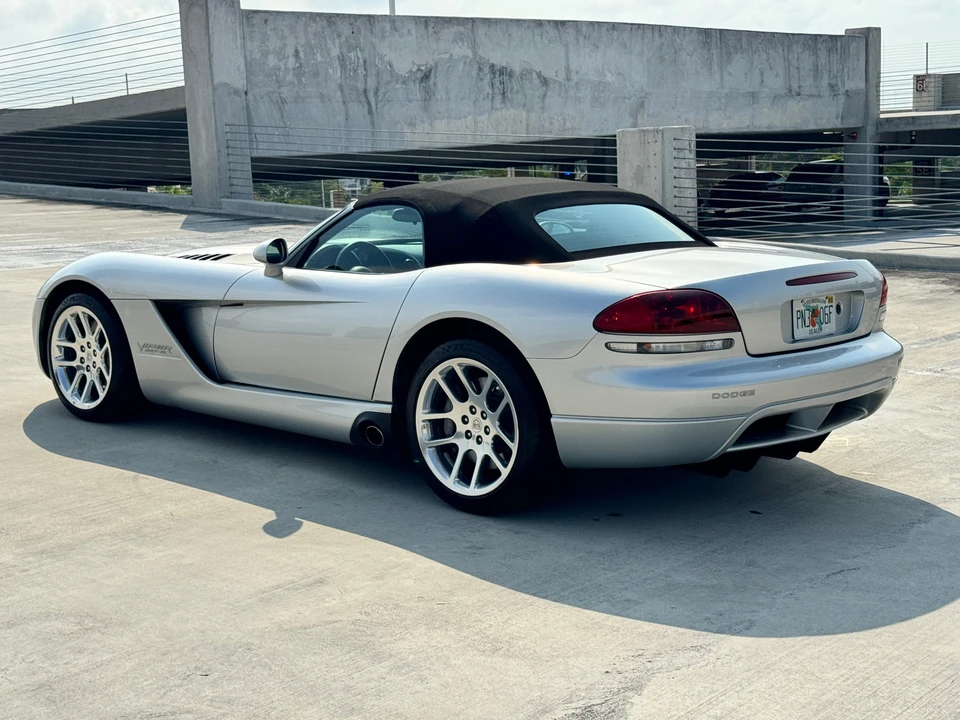 2003 Dodge Viper 3rd Gen - Image 7 of 31