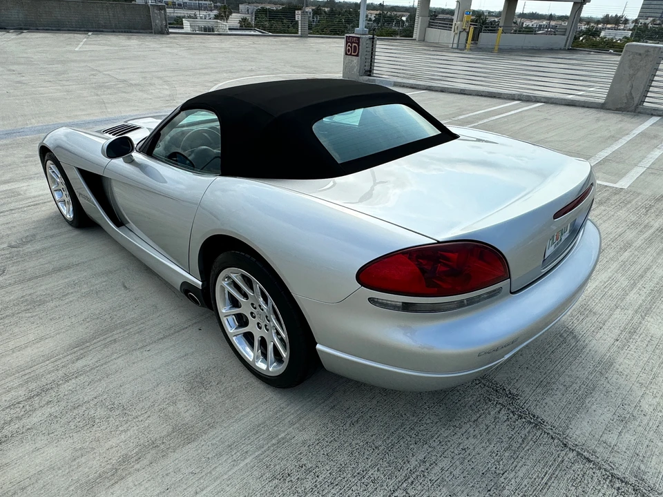 2003 Dodge Viper 3rd Gen - Image 10 of 31