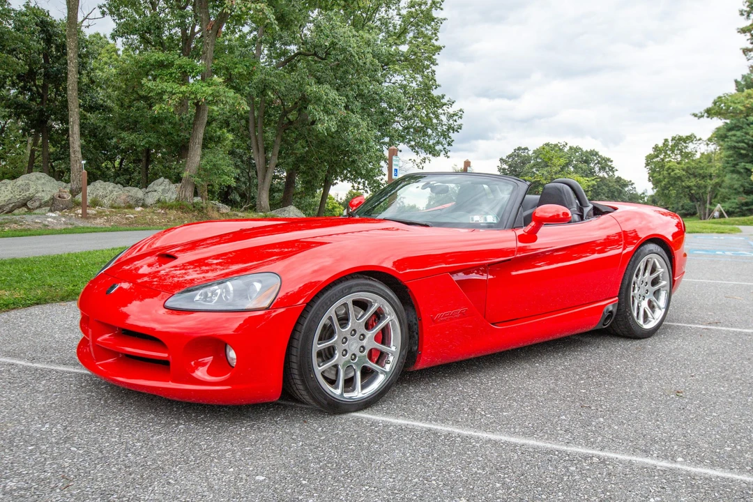 2003 Dodge Viper 3rd Gen - Image 2 of 31