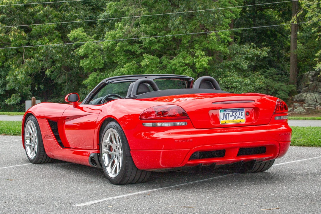 2003 Dodge Viper 3rd Gen - Image 12 of 31