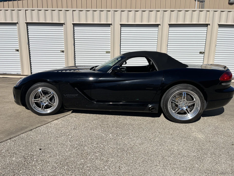 2003 Dodge Viper 3rd Gen - Image 9 of 31
