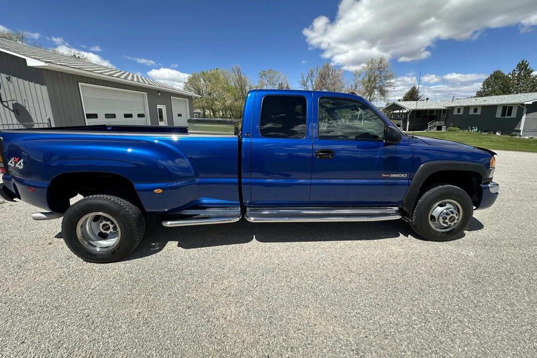 2003 GMC Sierra Heavy Duty 2nd Gen - Image 8 of 31