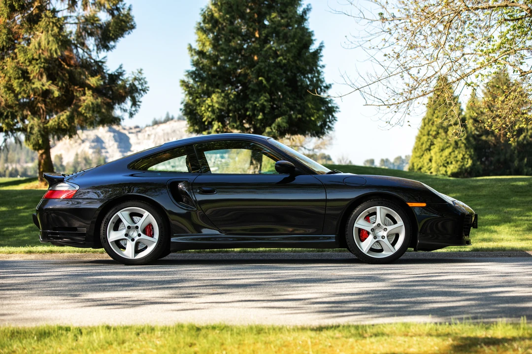 2003 Porsche 996 Turbo - Image 12 of 31