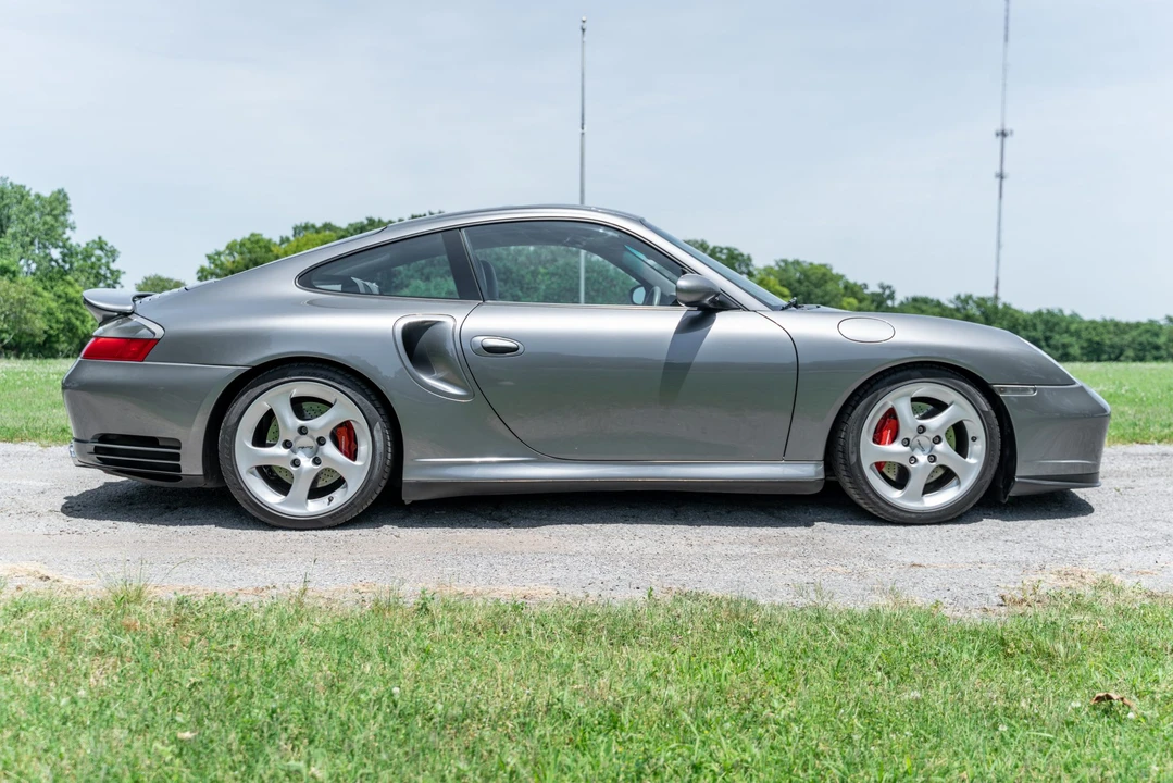 2003 Porsche 996 Turbo - Image 7 of 31