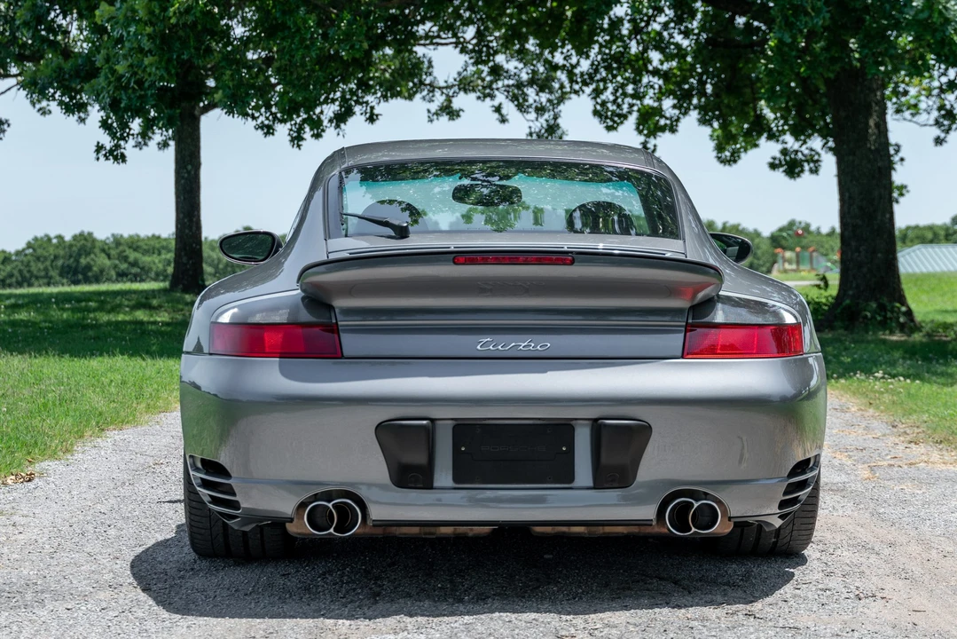 2003 Porsche 996 Turbo - Image 10 of 31