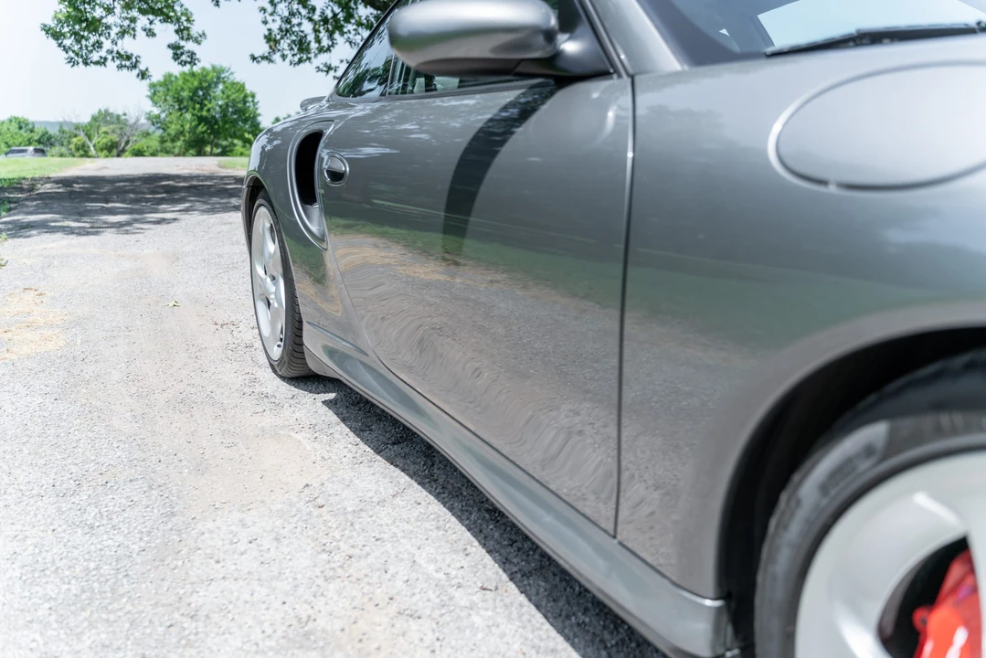 2003 Porsche 996 Turbo - Image 16 of 31