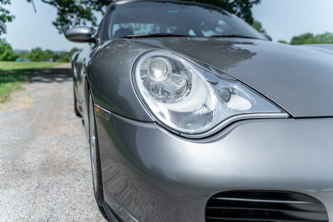 2003 Porsche 996 Turbo - Image 17 of 31