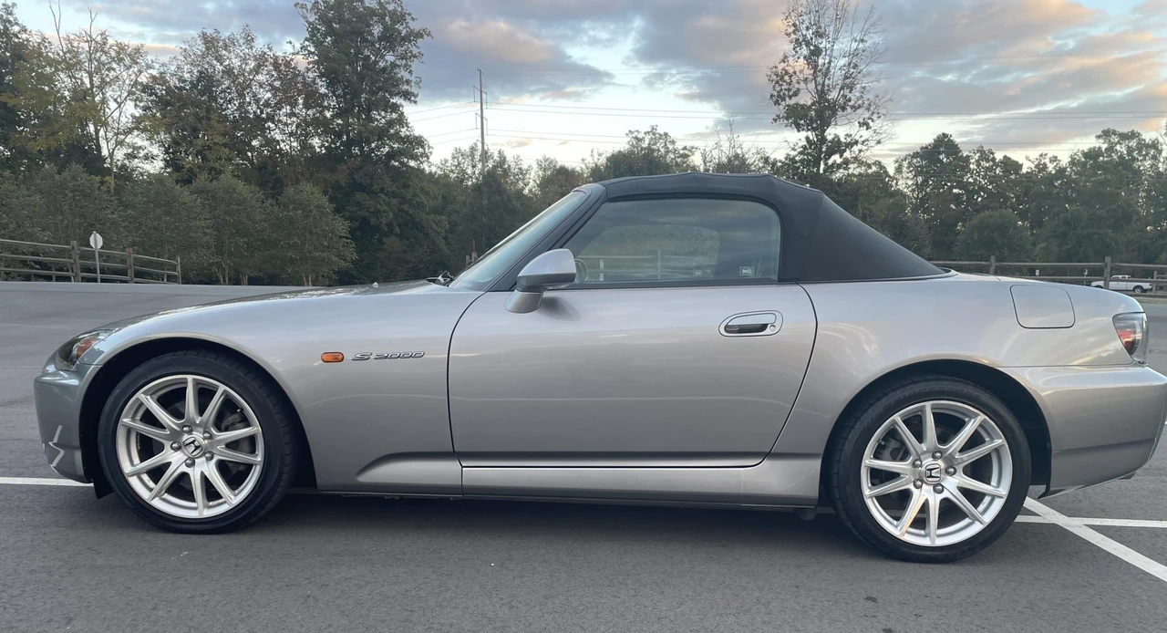 2004 Honda AP2 S2000 - Image 12 of 31