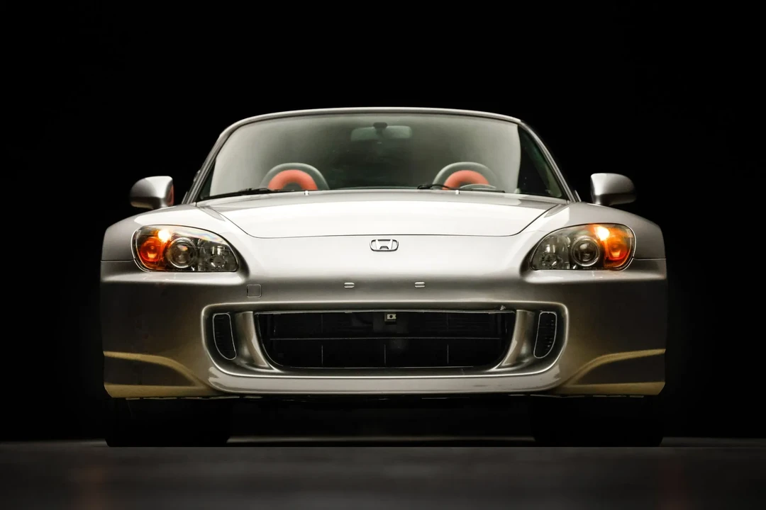 2004 Honda AP2 S2000 - Image 2 of 12