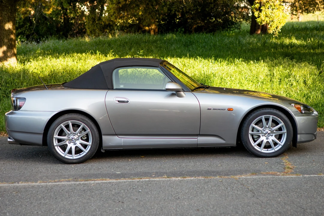 2004 Honda AP2 S2000 - Image 15 of 31